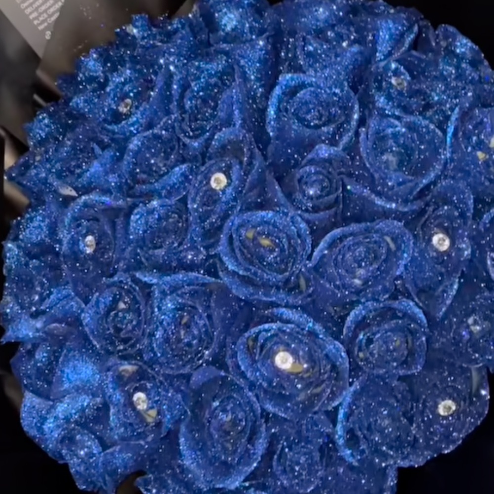 Meet your Posher, Demetria